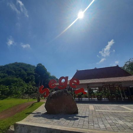 Kalisat Seger Nusantara旅舍 外观 照片